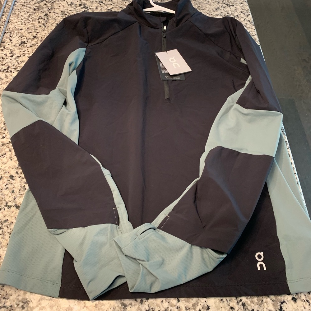ON Cloud Running Men’s Trailbreaker. Still has tags! $199.99